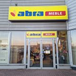Wejście do sklepu Abra Meble
